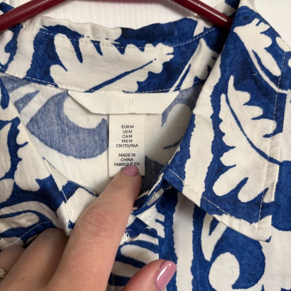 Blue Pattern Summer Blouse - Picture 2 of 3